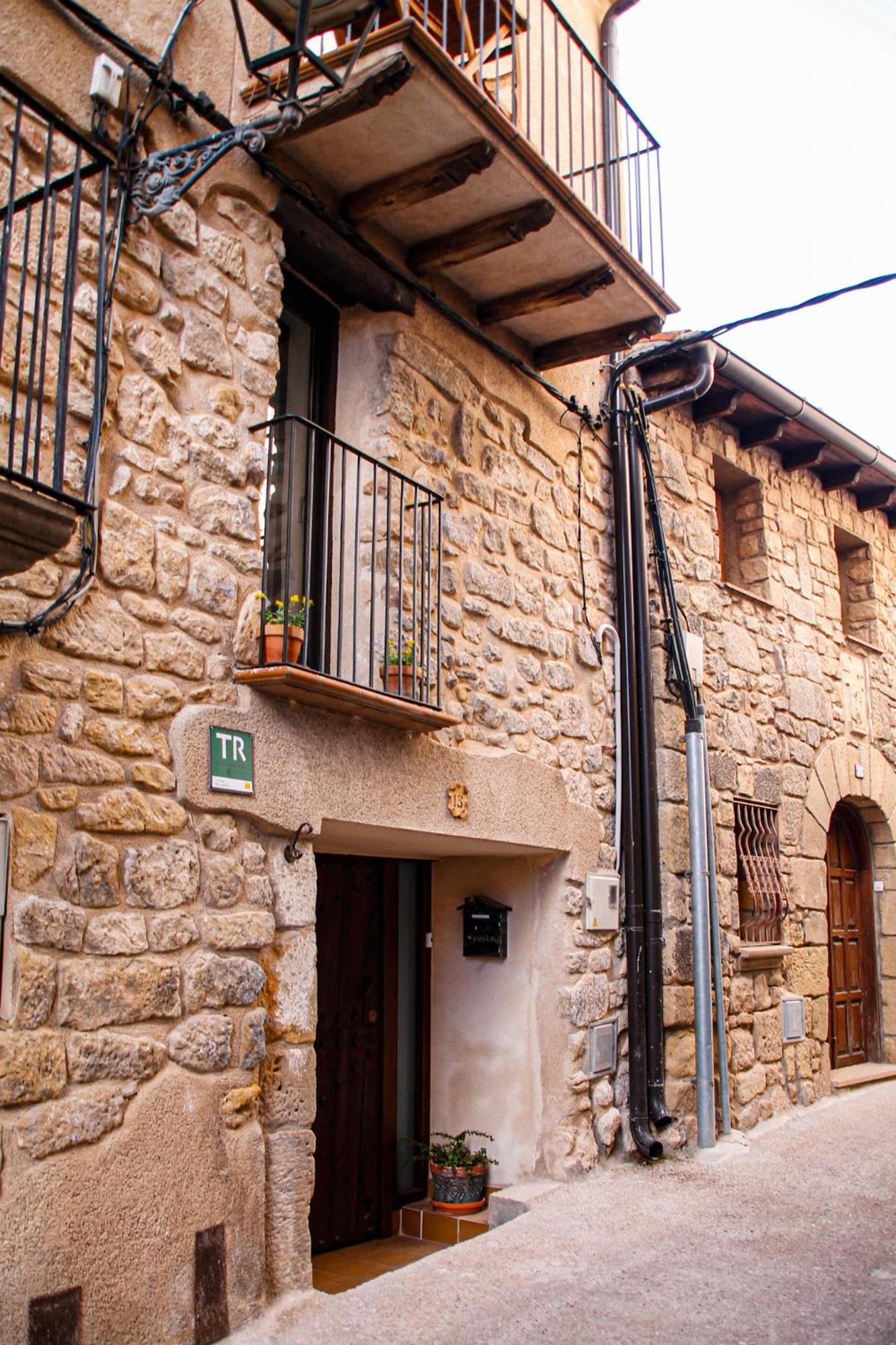 La Casa Del Castell Villa Horta de Sant Joan Luaran gambar